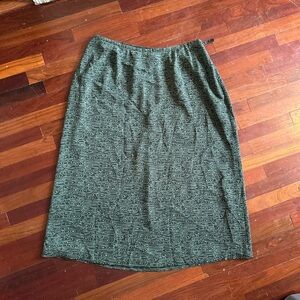 Josephine Chaus Green Patterned Midi Skirt